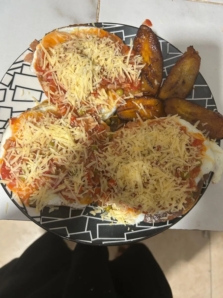Huevos motuleños